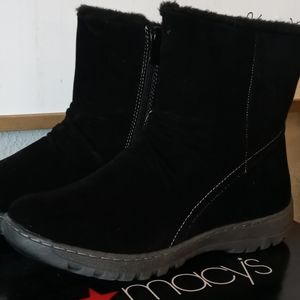 Macys winter/snow boots